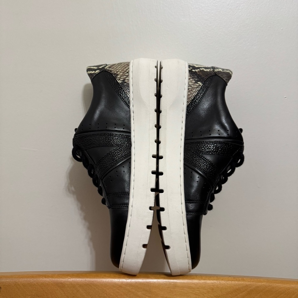 Vionic Simasa Sneaker Size 9.5 - Picture 5 of 9